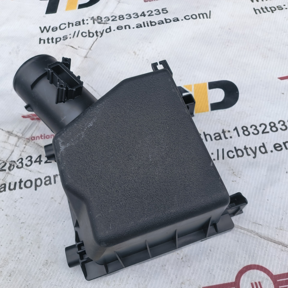 17700-F2200 17705-F2170 17701-F2130 Air Filter Housing for cross