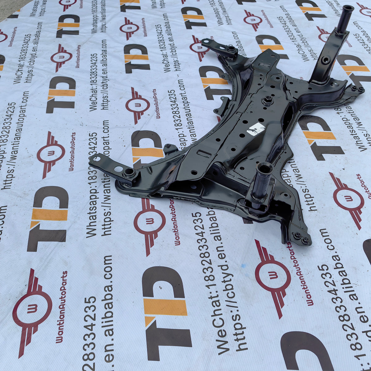 51201-76030 51201-76031 51201-76032 Cross-Member For Toyota