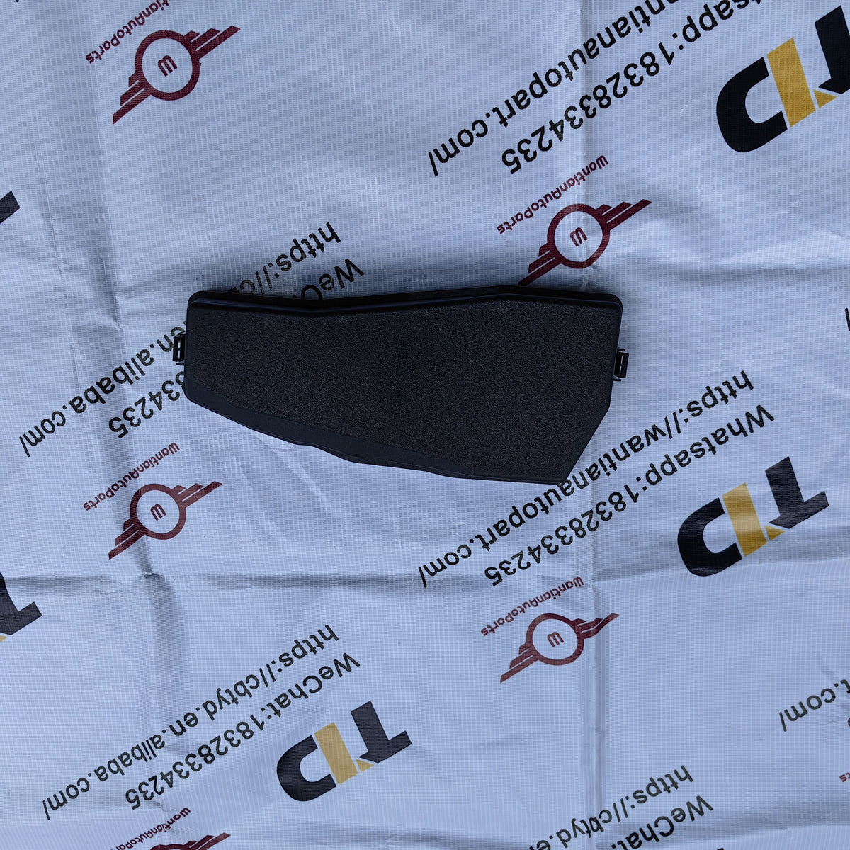 82662-06730 82662-06731 Fuse Box Cover for Toyota Camry 82662