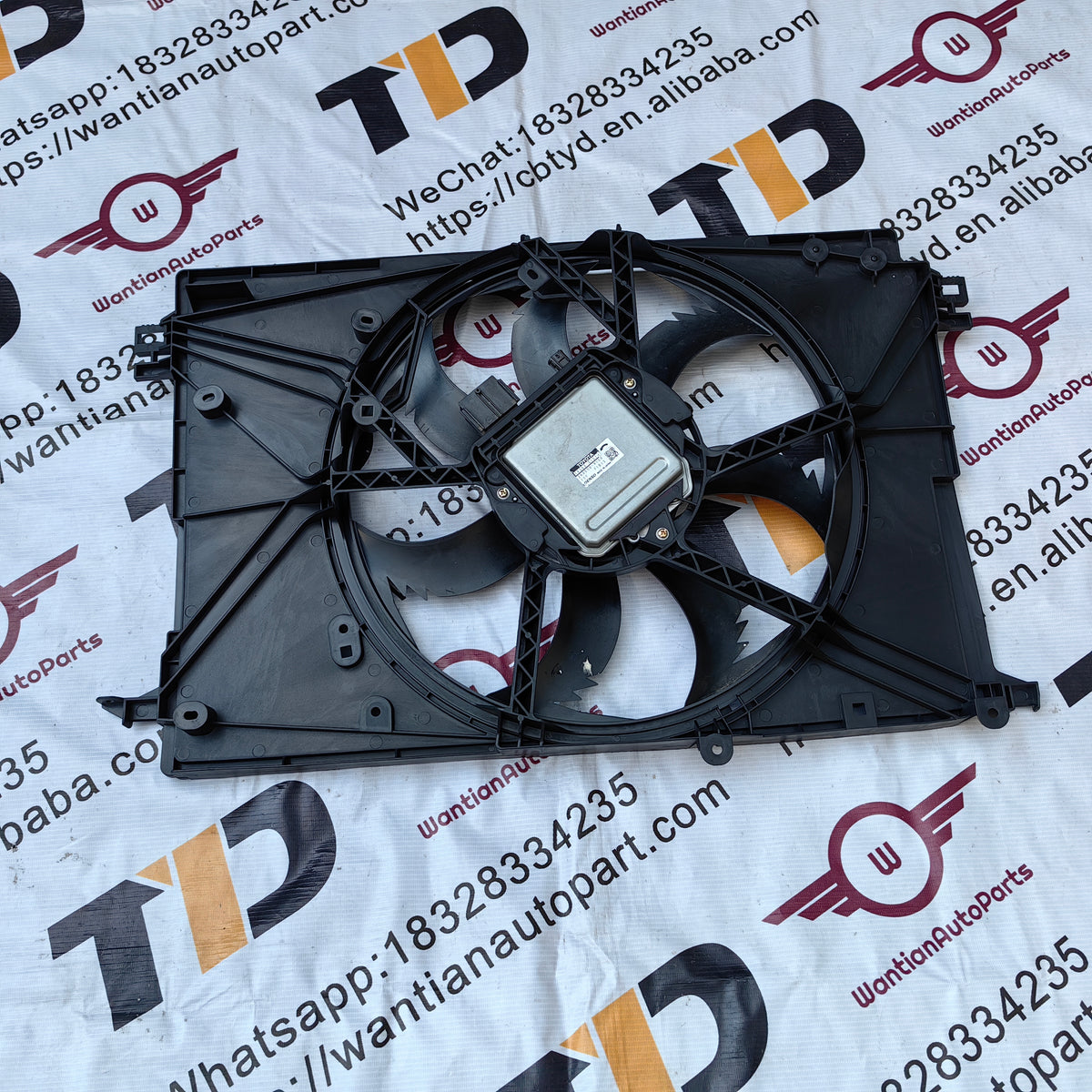 Dual Radiator and Condenser Fan Assembly TYC 624980 fits 20-22 Toyota Dual Radiator and Condenser Fan Assembly TYC 624980 fits 20-22 Toyota