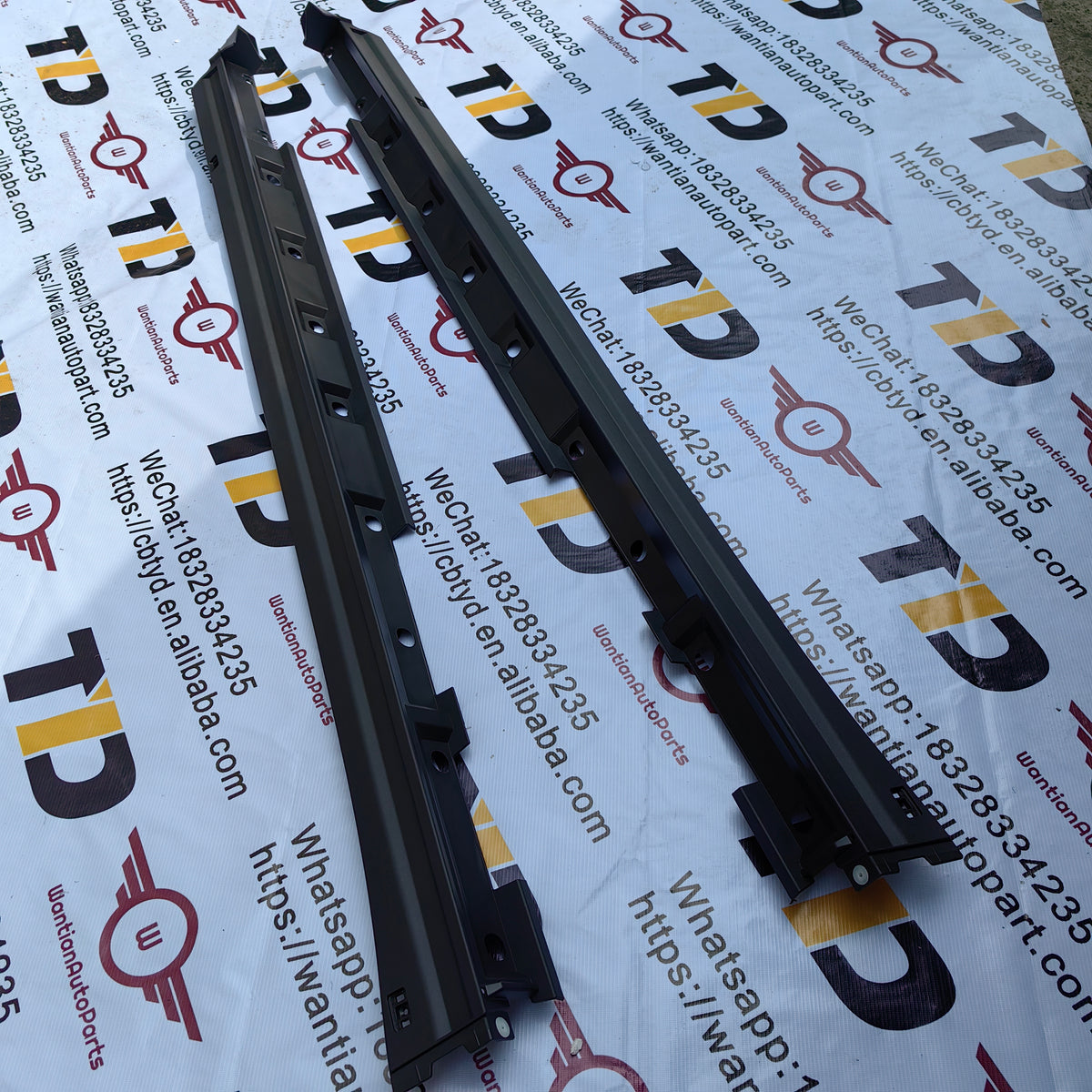 75860-78010 75860-78020 Rocker Molding For Lexus NX 2023 75850