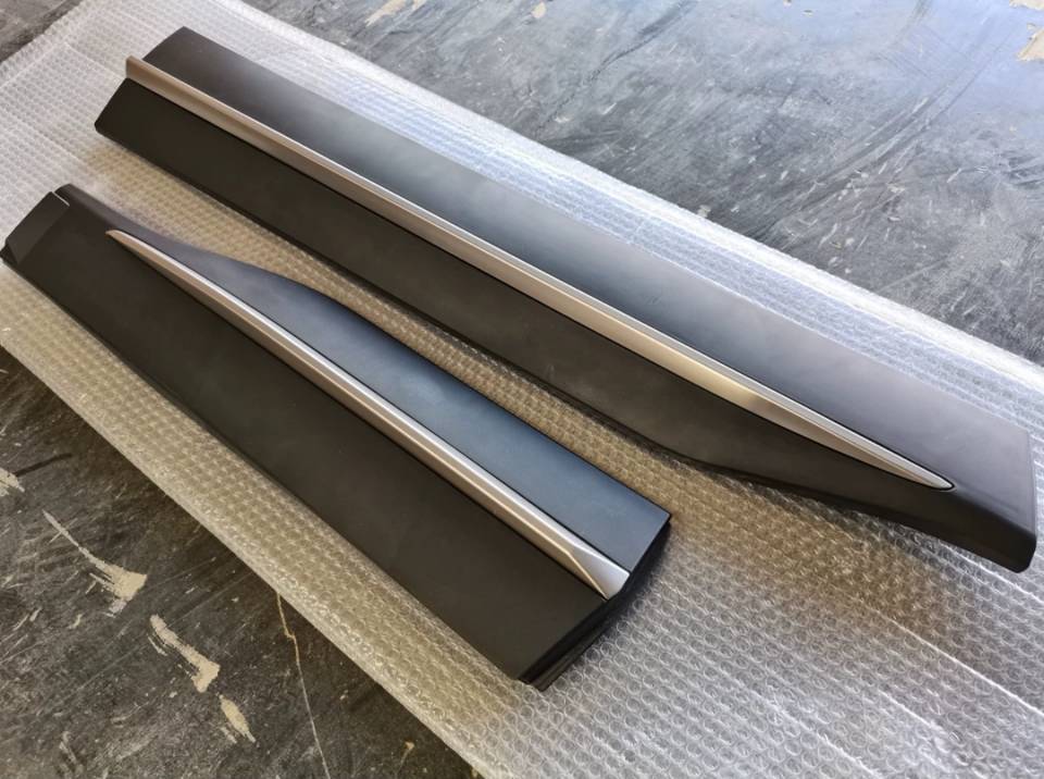 Toyota rav4 Door Molding75074-42040 75074-42050 75073-42040 75073