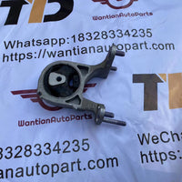 12371-0P340 Rear Mount Toyota Highlander V6 12371-0P340