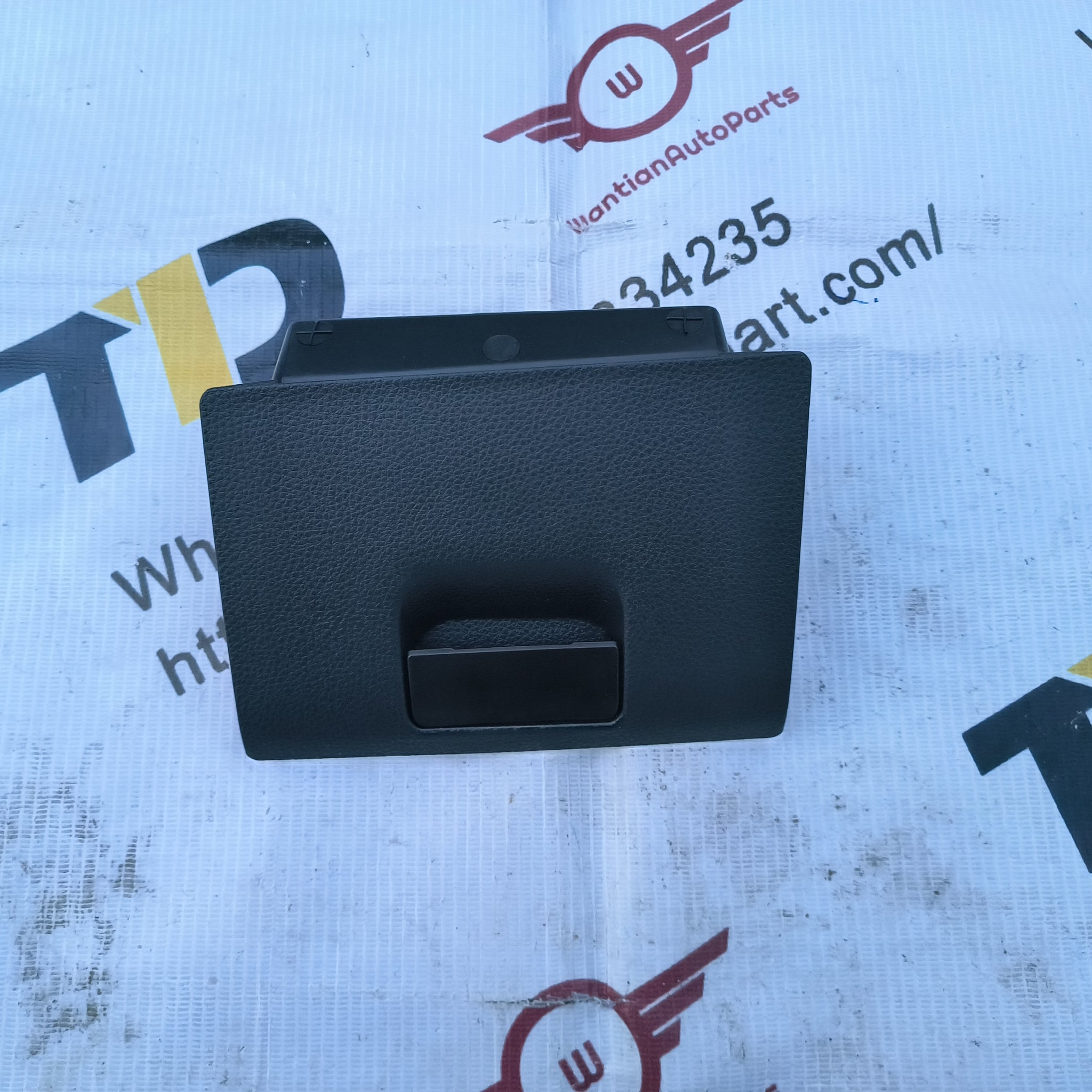 55450-0E070-C0 Coin Holder For Toyota Highlander 55450-0E070-C0