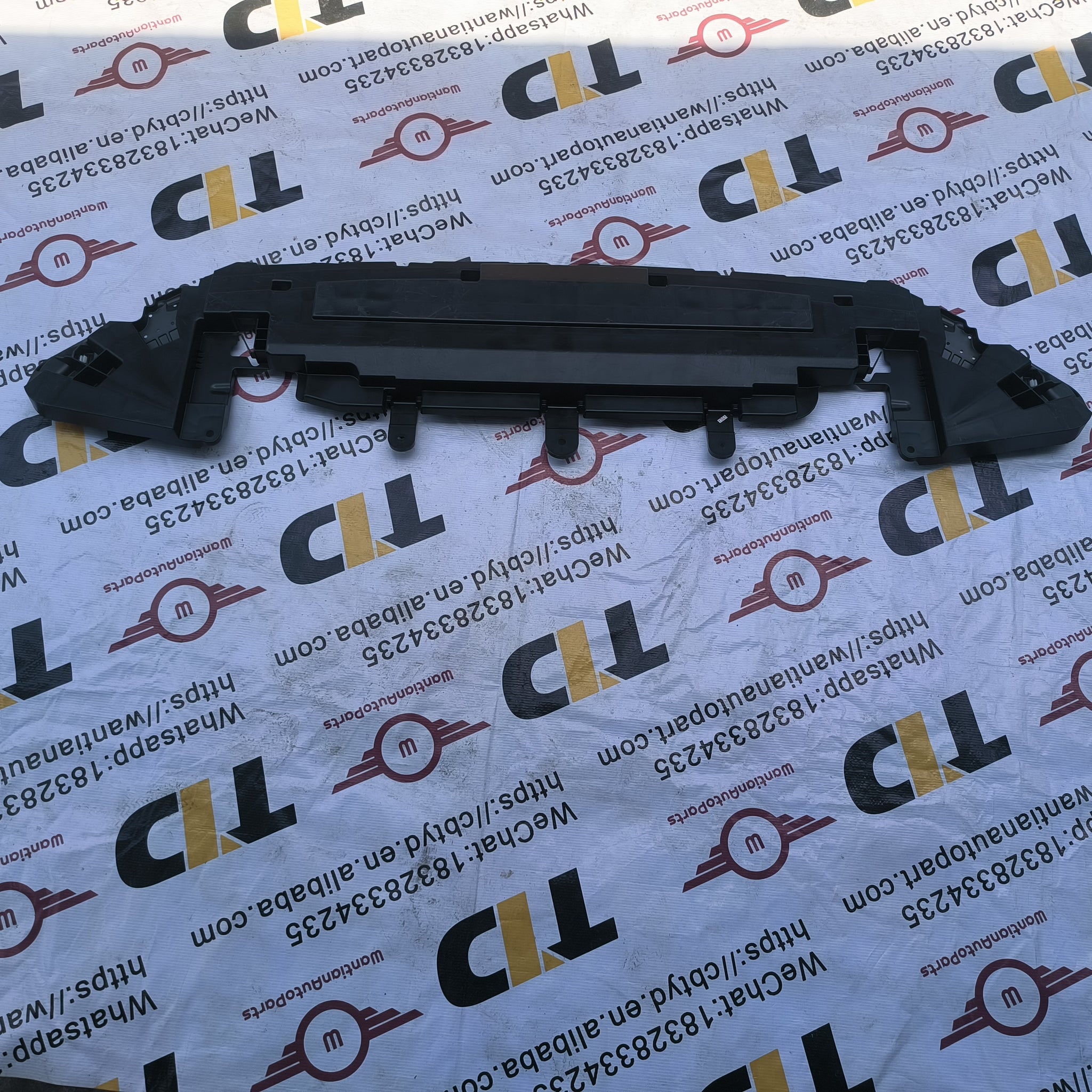 52618-AQ010 Absorber Front Bumper For Toyota Camry 2024 52618
