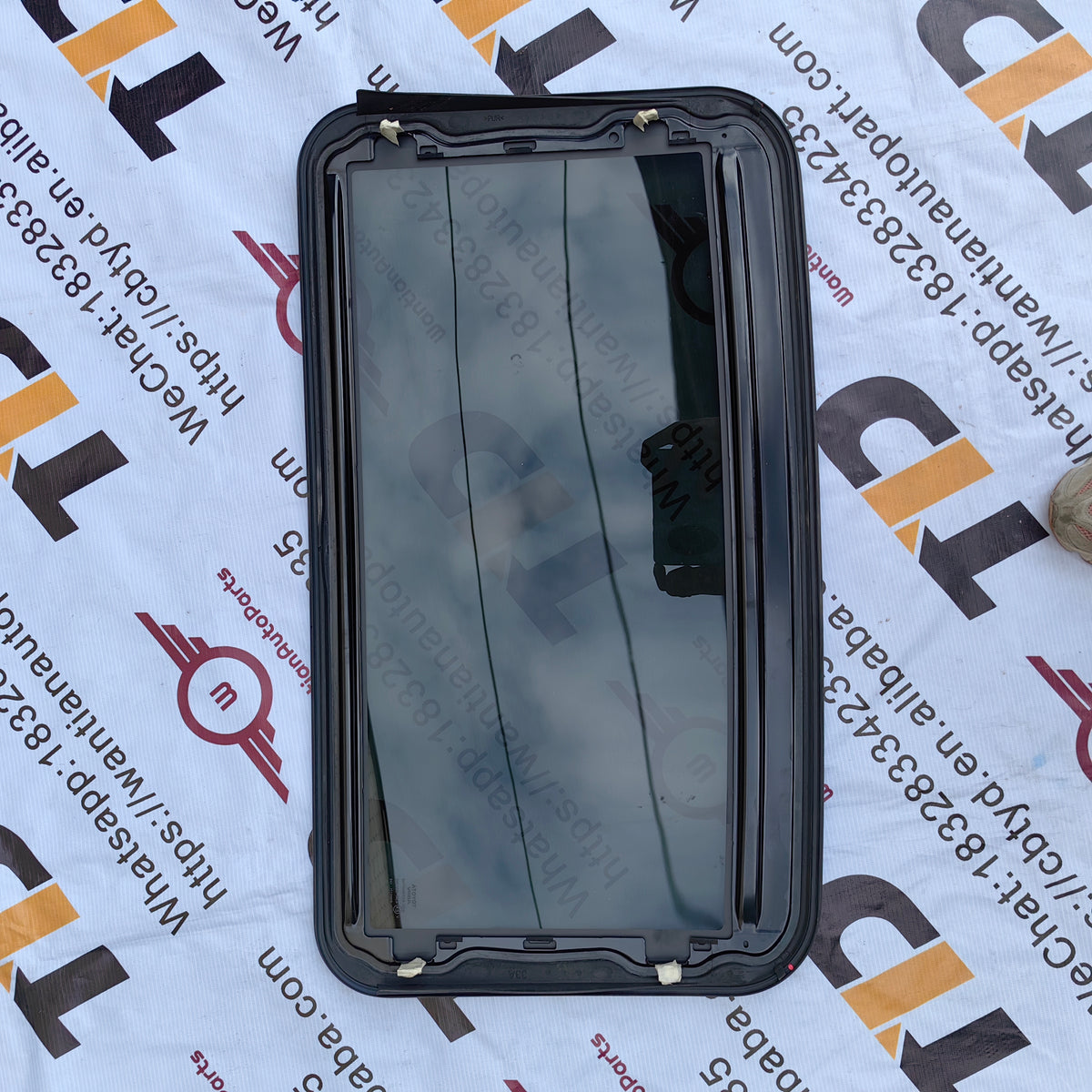 63201-0R080 Sunroof Glass For Toyota RAV4 63201-0R080 – Wantianautoparts