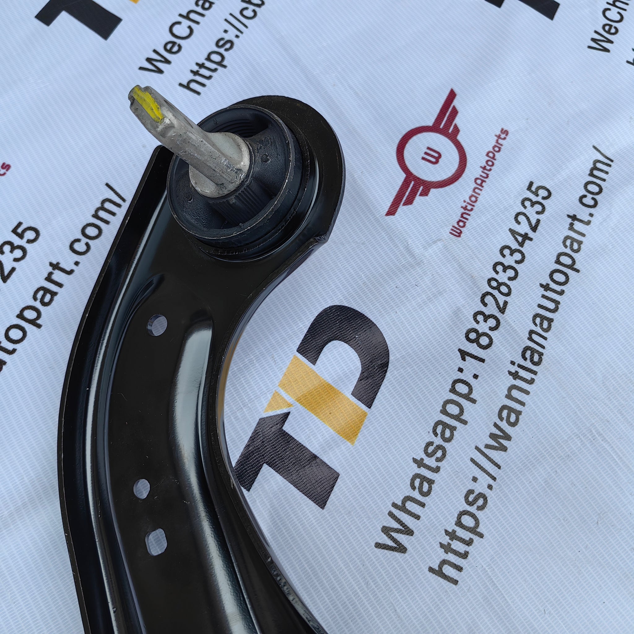 48760-42070 48780-42070 Trailing Arm For Toyota VENZA 48760-42070