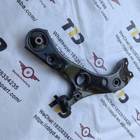 48069-0A030 48068-0A030 Lower Control Arm For Toyota COROLLA CROSS 48069-0A030 48068-0A030