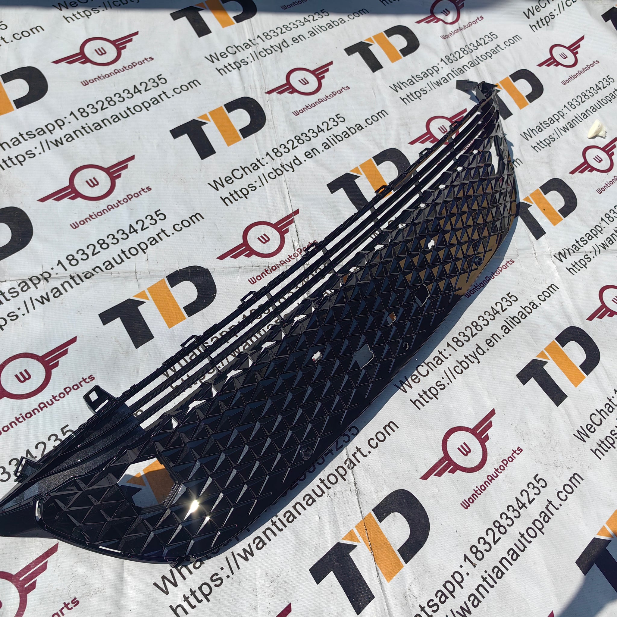 53112-30700 53112-30902 53112-30903 53112-30904 53112-30905 Grille